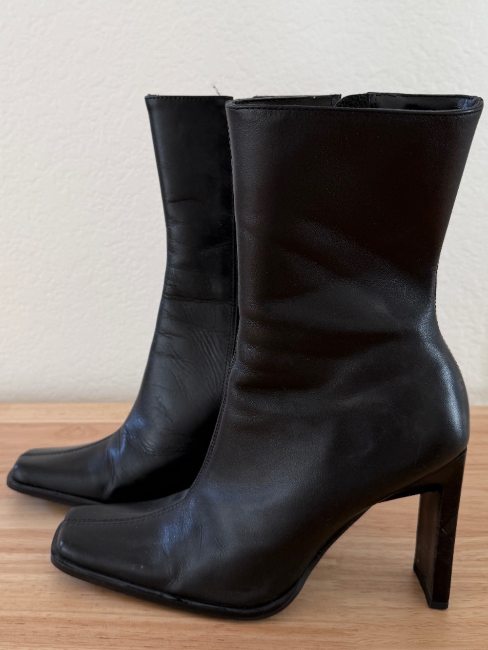 Steve Madden~ Black Jezelle Leather Mid-Calf Boots – Like New! Size 5.5B